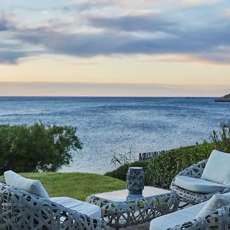Pieds Dans L'eau, De Luxe 4 Villa *