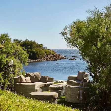 Pieds Dans L'eau, De Luxe 4 Villa